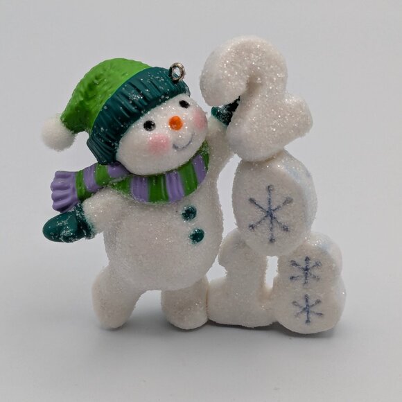 Hallmark Keepsake Frosty Fun Decade 2018, 9th in the Frosty Fun Decade Series - Picture 1 of 11